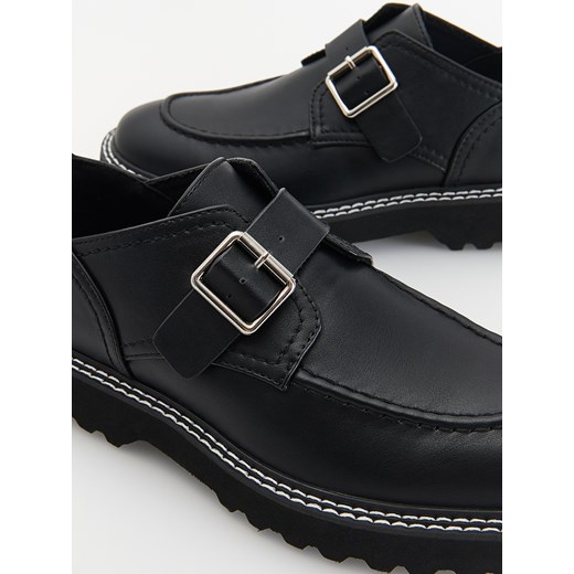 Reserved - Loafersy z ozdobną klamrą - czarny Reserved 38 Reserved