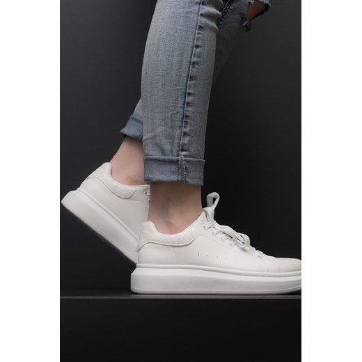 Buty damskie typu sneakersy białe D.t New York 38 wyprzedaż 5.10.15