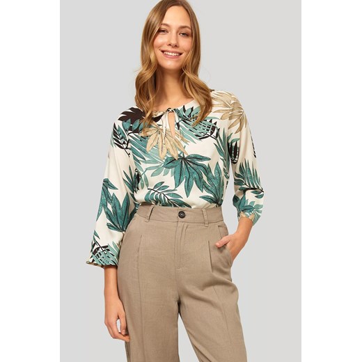 Bluzka damska z tropikalnym nadrukiem ze sklepu 5.10.15 w kategorii Bluzki damskie - zdjęcie 169688137