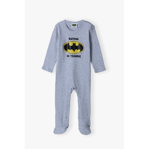 Pajac niemowlęcy bawełniany Batman ze sklepu 5.10.15 w kategorii Pajacyki - zdjęcie 169690419
