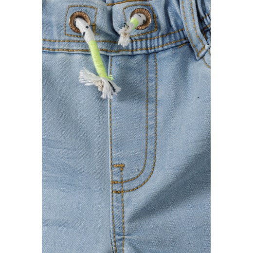 Jasne jeansy ze ściągaczem dla małego chłopca Minoti 110/116 okazyjna cena 5.10.15