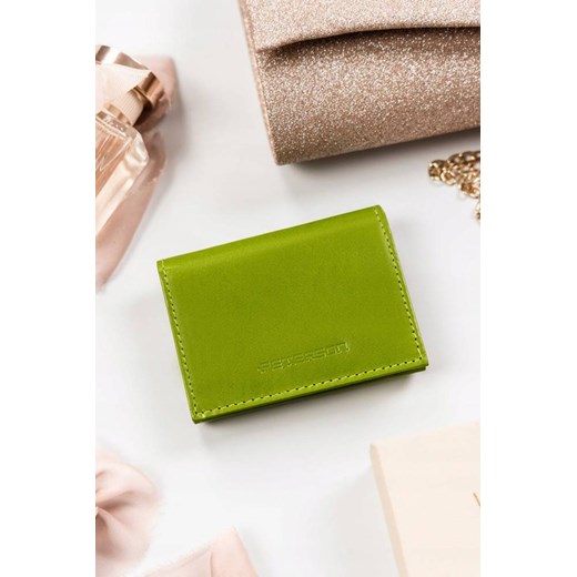 Mały, poziomy portfel damski na zatrzask — Peterson zielony ze sklepu 5.10.15 w kategorii Portfele damskie - zdjęcie 169692026