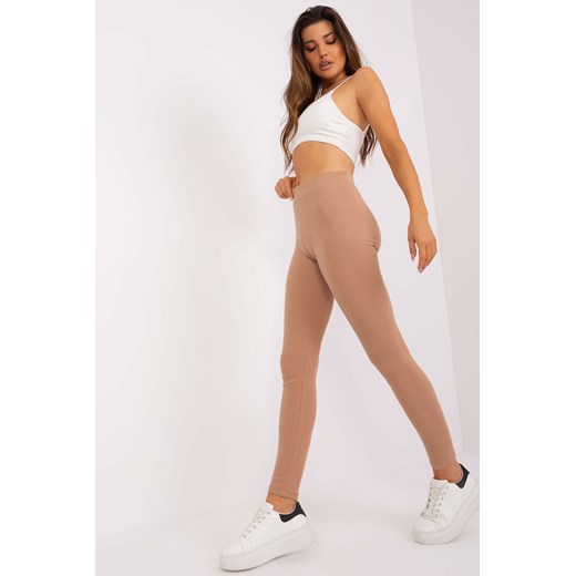 Camelowe legginsy basic w prążek ze sklepu 5.10.15 w kategorii Spodnie damskie - zdjęcie 169692537