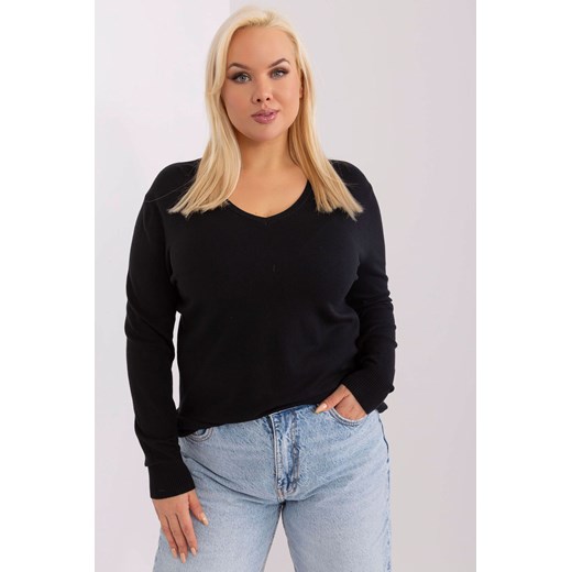 Dopasowany sweter plus size z wiskozy czarny ze sklepu 5.10.15 w kategorii Swetry damskie - zdjęcie 169693256