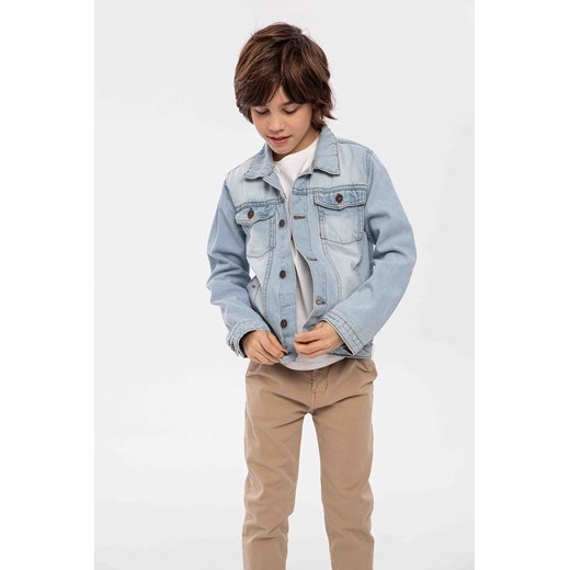 Jasnoniebieska kurtka jeansowa dla chłopca ze sklepu 5.10.15 w kategorii Kurtki chłopięce - zdjęcie 169695989