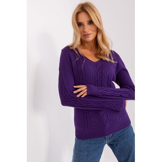 Ciemnofioletowy sweter damski z warkoczami i dekoltem V ze sklepu 5.10.15 w kategorii Swetry damskie - zdjęcie 169696008