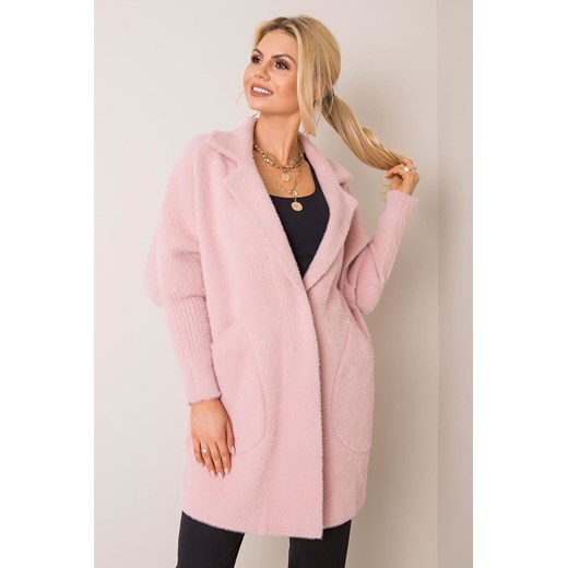 Płaszcz damski z ozdobnym rękawem - różowy one size 5.10.15