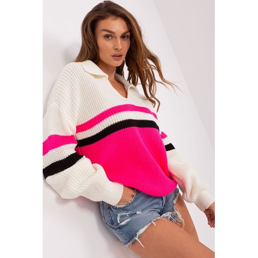 Ecru-fluo różowy sweter oversize z kołnierzem Badu one size 5.10.15