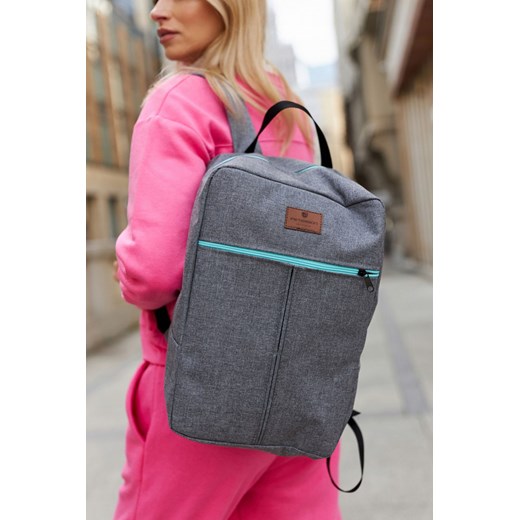 Pojemny plecak podróżny z wysuwanym uchwytem na walizkę- Peterson unisex ze sklepu 5.10.15 w kategorii Plecaki - zdjęcie 169697845