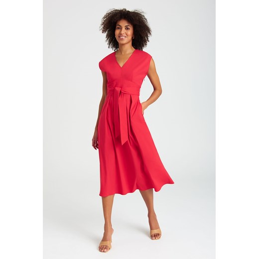 Długa sukienka z ozdobnym wiązaniem czerwona Greenpoint 38 5.10.15 okazja
