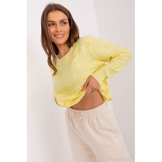 Jasnożółty damski sweter damski klasyczny z długim rękawem one size 5.10.15