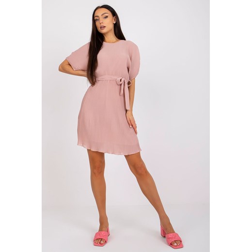 Sukienka z krótkim rękawem z wiązaniem - różowa Italy Moda one size 5.10.15