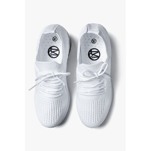 Buty damskie sneakersy białe Millie & Co 36 promocyjna cena 5.10.15