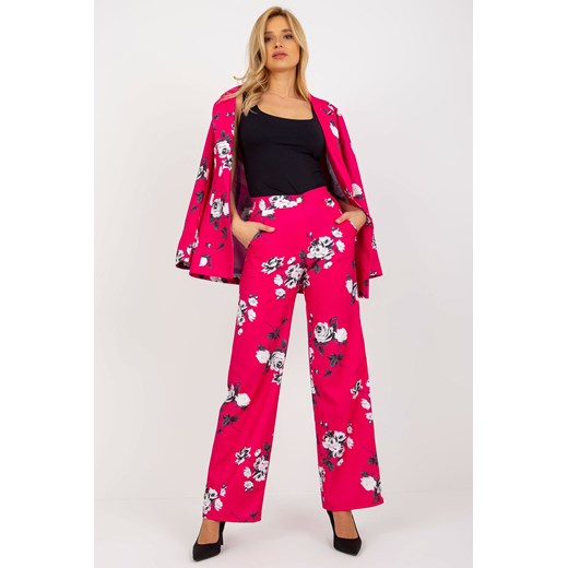 Fuksjowe
szerokie materiałowe spodnie w róże
od garnituru ze sklepu 5.10.15 w kategorii Spodnie damskie - zdjęcie 169702445