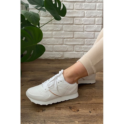 Buty damskie typu sneakersy białe ze sklepu 5.10.15 w kategorii Buty sportowe damskie - zdjęcie 169702929