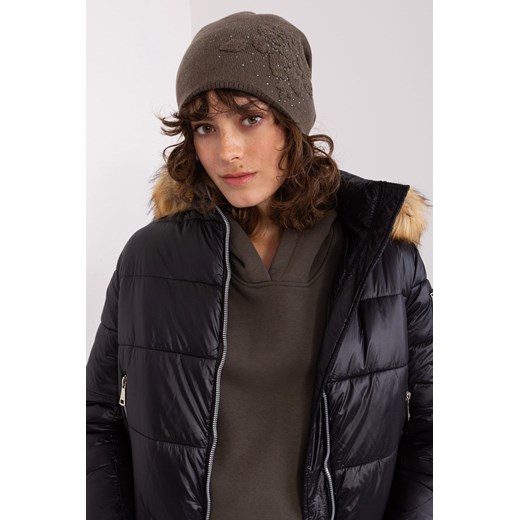 Khaki zimowa czapka z aplikacją ze sklepu 5.10.15 w kategorii Czapki zimowe damskie - zdjęcie 169703187