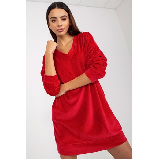 Czerwona sukienka welurowa z długim rękawem L/XL okazyjna cena 5.10.15