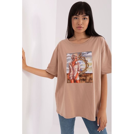 Beżowy damski t-shirt oversize z nadrukiem ze sklepu 5.10.15 w kategorii Bluzki damskie - zdjęcie 169705237