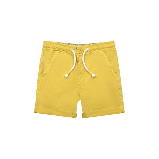 Szorty bawełniane ze ściągaczem w pasie dla chłopca - żółte ze sklepu 5.10.15 w kategorii Spodenki chłopięce - zdjęcie 169705598