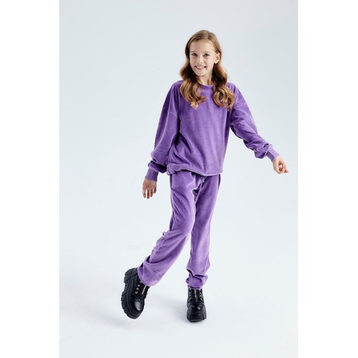 Fioletowe spodnie dresowe dziewczęce ze sklepu 5.10.15 w kategorii Spodnie dziewczęce - zdjęcie 169706985