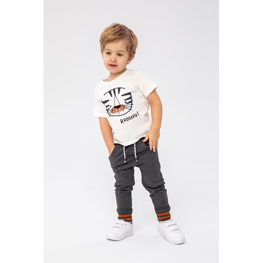 Komplet dla niemowlaka- biała koszulka z tygrysem + spodnie dresowe Minoti 74/80 5.10.15