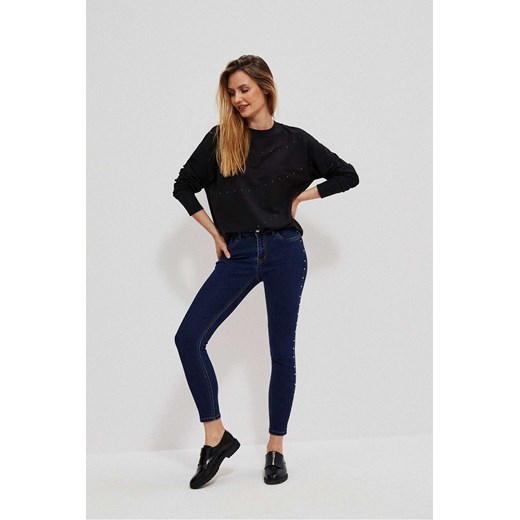Granatowe spodnie damskie jeansowe rurki z dżetami ze sklepu 5.10.15 w kategorii Jeansy damskie - zdjęcie 169707285