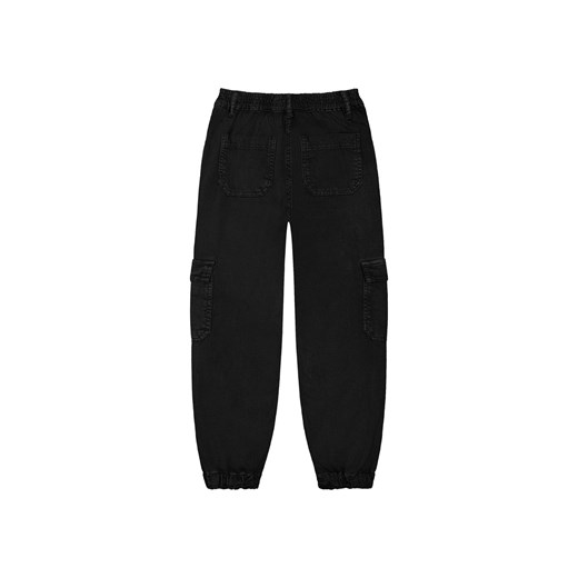 Czarne spodnie typu bojówki dla dziewczynki ze sklepu 5.10.15 w kategorii Spodnie dziewczęce - zdjęcie 169710125