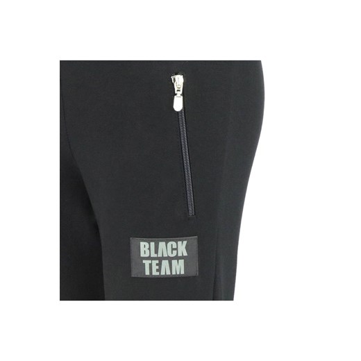 Spodnie dresowe dla chłopca, kolor czarny, naszywka na nogawce Black Team Tup Tup 158 wyprzedaż 5.10.15