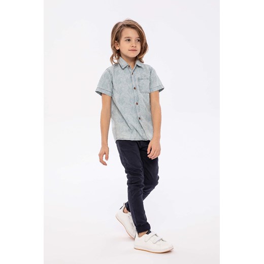 Niebieska koszula bawełniana z krótkim rękawem w liście ze sklepu 5.10.15 w kategorii Koszule chłopięce - zdjęcie 169710515