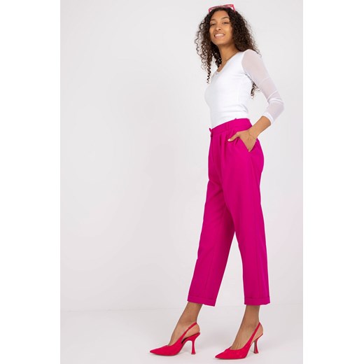 Spodnie damskie z nogawką 7/8 - różowe ze sklepu 5.10.15 w kategorii Spodnie damskie - zdjęcie 169711415