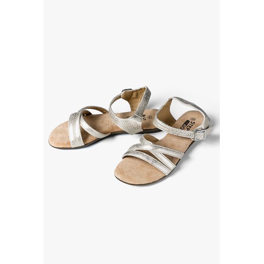 Sandały damskie płaskie beżowe z zapięciem ze sklepu 5.10.15 w kategorii Sandały damskie - zdjęcie 169711779
