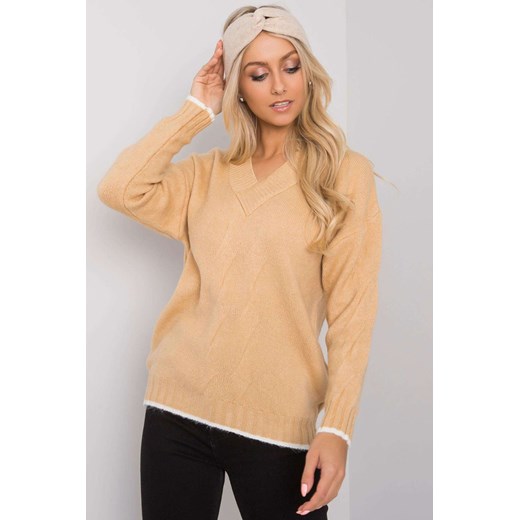 Sweter damski - beżowy z ozdobnym wzorem ze sklepu 5.10.15 w kategorii Swetry damskie - zdjęcie 169713525