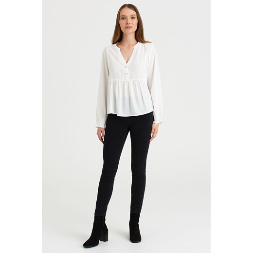 Bluzka damska z długim rękawem biała ze sklepu 5.10.15 w kategorii Bluzki damskie - zdjęcie 169713559