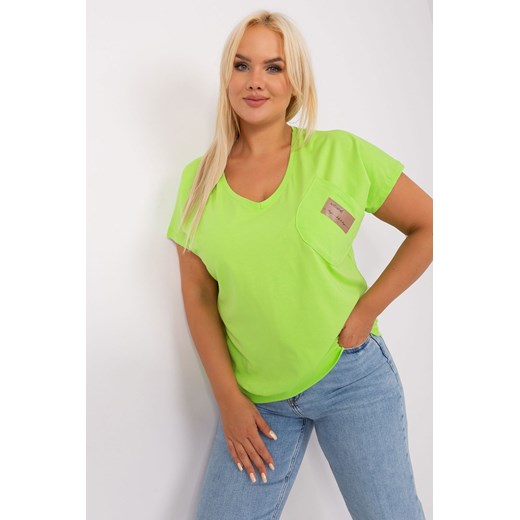 Jasnozielona damska bluzka plus size z naszywką ze sklepu 5.10.15 w kategorii Bluzki damskie - zdjęcie 169713635