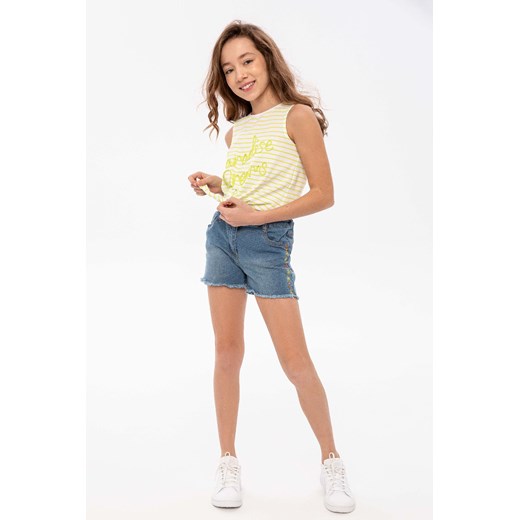 Szorty jeansowe dla dziewczynki z haftem ze sklepu 5.10.15 w kategorii Spodenki dziewczęce - zdjęcie 169714277