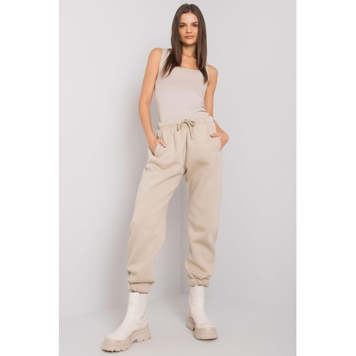 Beżowe spodnie dresowe bawełniane Esher RUE PARIS ze sklepu 5.10.15 w kategorii Spodnie damskie - zdjęcie 169714478