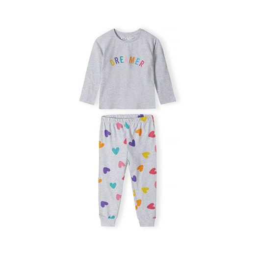Piżama z długim rękawem oraz kolorowym napisem i spodniami w serca dla dziewczynki ze sklepu 5.10.15 w kategorii Piżamy dziecięce - zdjęcie 169716117