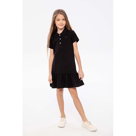 Czarna sukienka polo z krókim rękawem dla dziewczynki ze sklepu 5.10.15 w kategorii Sukienki dziewczęce - zdjęcie 169718459