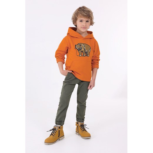 Bluza nierozpinana chłopięca z nadrukiem pomarańczowa - Mayoral ze sklepu 5.10.15 w kategorii Bluzy chłopięce - zdjęcie 169719775