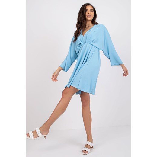 Zwiewna sukienka damska z szerokimi rękawami  - niebieska Italy Moda one size promocja 5.10.15