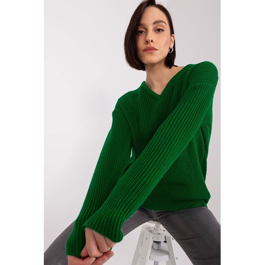 Damski sweter oversize z wełną ciemny zielony ze sklepu 5.10.15 w kategorii Swetry damskie - zdjęcie 169722885