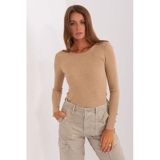 Camelowy damski sweter klasyczny z wiskozą ze sklepu 5.10.15 w kategorii Swetry damskie - zdjęcie 169726136
