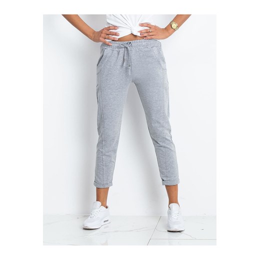 Spodnie dresowe damskie 7/8 nogawka  - szare ze sklepu 5.10.15 w kategorii Spodnie damskie - zdjęcie 169726906