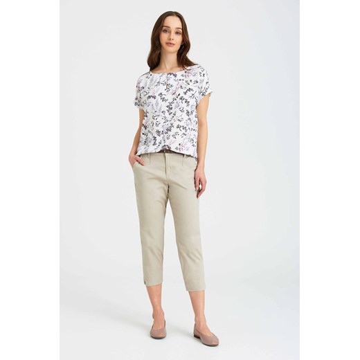 Spodnie klasyczne damskie beżowe ze sklepu 5.10.15 w kategorii Spodnie damskie - zdjęcie 169727086