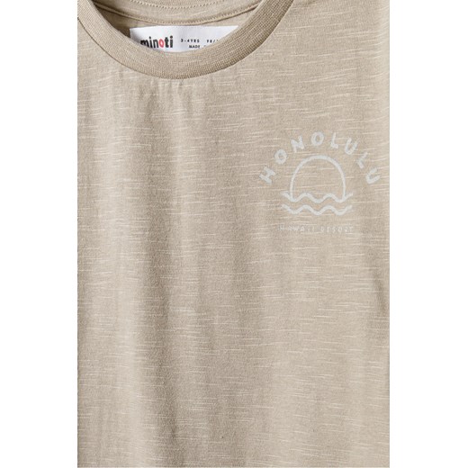Beżowy t-shirt bawełniany dla chłopca z napisami Minoti 116/122 5.10.15