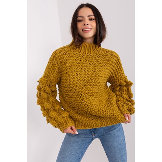 Oliwkowy sweter damski oversize z grubym splotem one size okazja 5.10.15