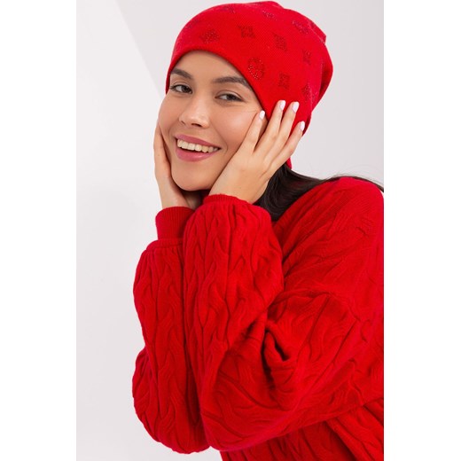Czerwona czapka zimowa z aplikacjami Wool Fashion Italia one size promocja 5.10.15