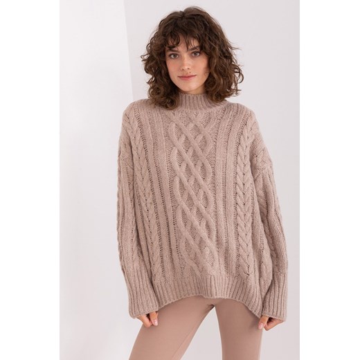 Ciemnobeżowy sweter z warkoczami o luźnym kroju ze sklepu 5.10.15 w kategorii Swetry damskie - zdjęcie 169728177