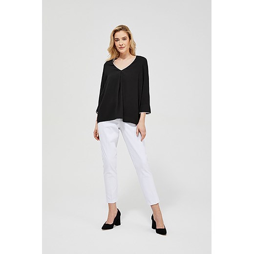 Czarna bluzka z białą ozdobną lamówką ze sklepu 5.10.15 w kategorii Bluzki damskie - zdjęcie 169728537