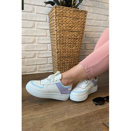Buty damskie białe sznurowane ze sklepu 5.10.15 w kategorii Buty sportowe damskie - zdjęcie 169729659